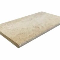 DAC 005 - Marche/margelle en Travertin 61x33x3 cm - 1 bord arrondi