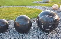 Sphère Granit Noir Polie